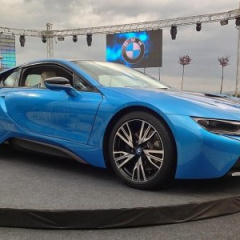 Английские цены на BMW i8