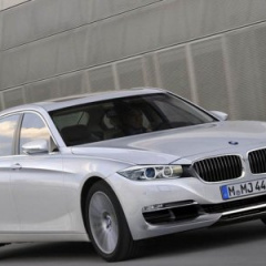 Новая BMW 7-Series будет с удлиненной базой двух типов