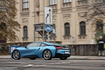 BMW i8 на автодорогах общего пользования BMW BMW i Все BMW i