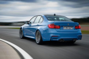 БМВ Ф30 2016 мотор B48.Моторное масло в вакууме. BMW 3 серия F30-F35