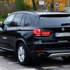 Гибридный BMW X5 начали тестировать