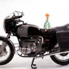 Классический BMW R90S из новых деталей