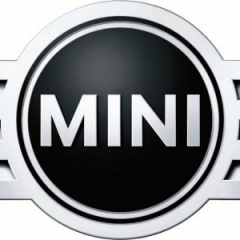 Пятидверный MINI Cooper без камуфляжа
