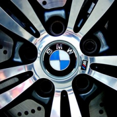 BMW лидирует в премиальном сегменте 9 лет подряд