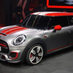 John Mini Cooper на Детройтском автосалоне