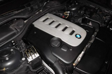 Замена воздушного фильтра на BMW 7 Series (Е65 3.0D) BMW 6 серия E63-E64