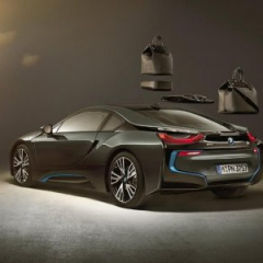 Эксклюзивная коллекция для BMW i8 от Louis Vuitton