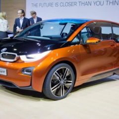 BMW i3 завоевал титул «Автомобиль 2014 года» в Великобритании