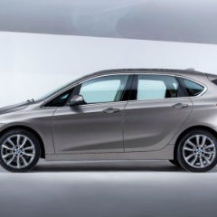 В Женеве показана первая переднеприводная модель BMW