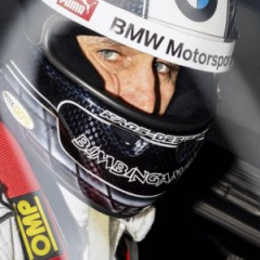 BMW Z4 GT3 готовится к серии гонок