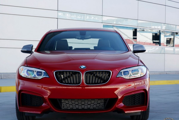 Как заказать уникальную курсовую работу по автомобильной промышленности BMW 2 серия F22-F23