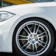 BMW 135i Coupe в исполнении Dotz Shift и Rieger Tuning