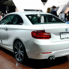 В Нью-Йорке показали BMW 228i Coupe Track Handling Package