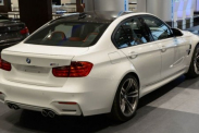 БМВ Ф30 2016 мотор B48.Моторное масло в вакууме. BMW 3 серия F30-F35