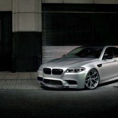 BMW M5 на эксклюзивных дисках HRE Wheels