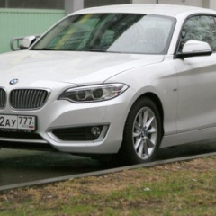 BMW 220i: в лучших традициях бренда