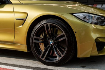 Проверка состояния, замена щеток и регулировка угла стеклоочистителей BMW 3 серия F80