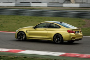 BMW M6 vs. Ferrari FF BMW M серия Все BMW M