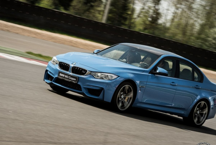 Как заказать уникальную курсовую работу по автомобильной промышленности BMW 3 серия F80