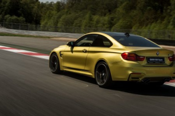 Предварительный осмотр и смена свечей зажигания BMW 3 серия F80