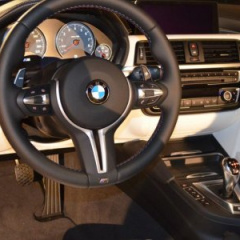 Кабриолет BMW M4 с пакетом BMW Individual