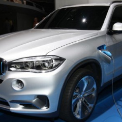 Новые подробности о BMW X5 eDrive