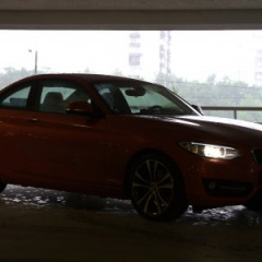 BMW 220d: знакомый характер