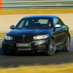 BMW M235i Track Edition для Нидерландов