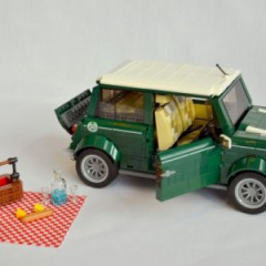 MINI Cooper из деталей LEGO
