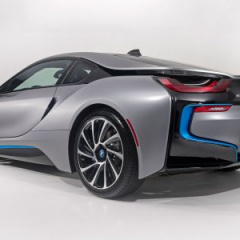 На аукционе в Pebble Beach BMW i8 продан в шесть раз дороже рыночной стоимости