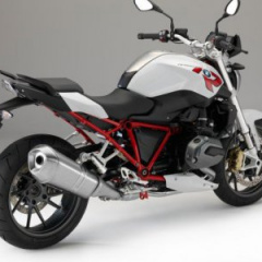 Представлены обновленные BMW R1200R и R1200RS