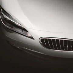 BMW ActiveHybrid 7 Individual Edition для Японии