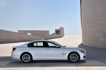 Тест: Rolls Royce Ghost против BMW 760li BMW 7 серия F01-F02