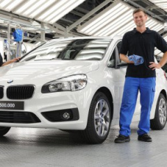 Юбилейный автомобиль завода BMW в Лейпциге