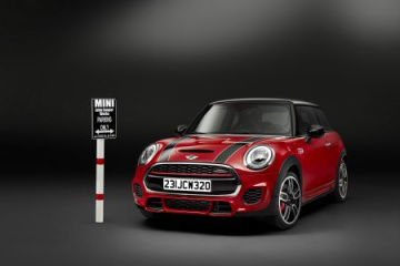 MINI Cooper John Cooper Works рассекречен досрочно BMW Всё о MINI COOPER Все MINI