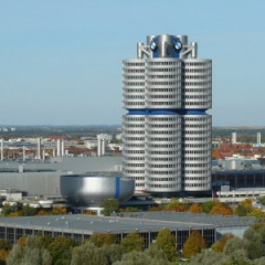 BMW перенаправит авто для России в другие страны
