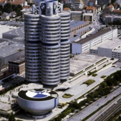 BMW перенаправит авто для России в другие страны