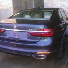 Фото нового BMW 7 Series без камуфляжа
