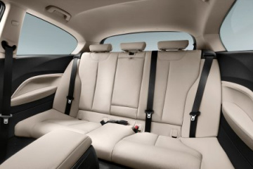2012 BMW 3-Series BMW 1 серия F20