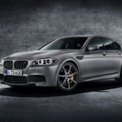 BMW 30 Jahre M5 продан за 700 000 $