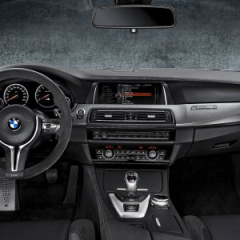 BMW 30 Jahre M5 продан за 700 000 $
