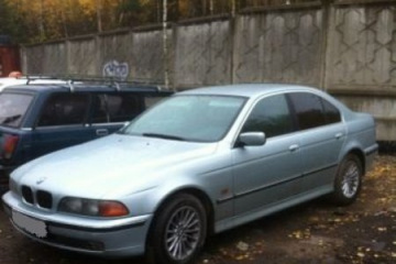 Пришла в разбор свежая е39 BMW 5 серия E39