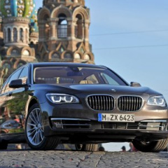 BMW 750Li xDrive: серьезный статус