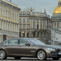 BMW 750Li xDrive: серьезный статус