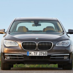 BMW 750Li xDrive: серьезный статус