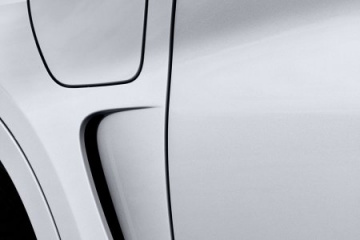 BMW :: X5 серия :: F15 Рулевое управления жёлтый значок BMW X5 серия F15