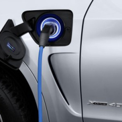 Первый серийный plug-in гибрид BMW X5 xDrive40e