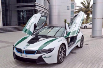 BMW i8 на службе полиции Дубая BMW BMW i Все BMW i