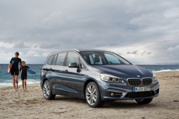 Проверка состояния, замена щеток и регулировка угла стеклоочистителей :: BMW :: 2 серия :: F46GT Проверка состояния, замена щеток и регулировка угла стеклоочистителей BMW 2 серия F46GT