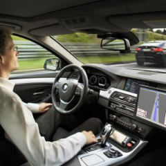 Автомобили BMW оснастят автопилотами к 2020 году